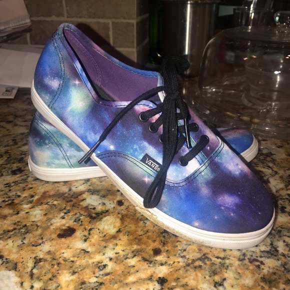 Galaxy Vans - Picture 4 of 7